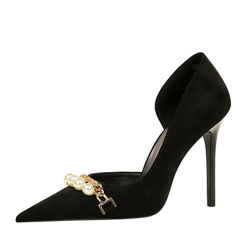 Pointed-toe Pearl-embellished Metallic Chain Pumps