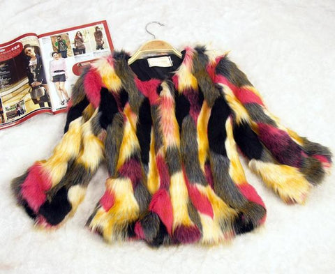 Fox fur round collarless short coat