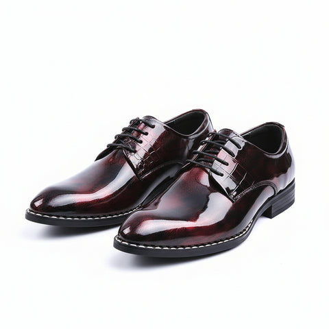 Men's pointed leather shoes