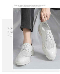 Hollow-out Brogue Men's Shoes