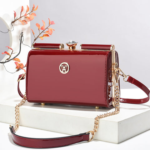 Trendy Diamond-quilted Shoulder Bag