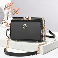 Trendy Diamond-quilted Shoulder Bag